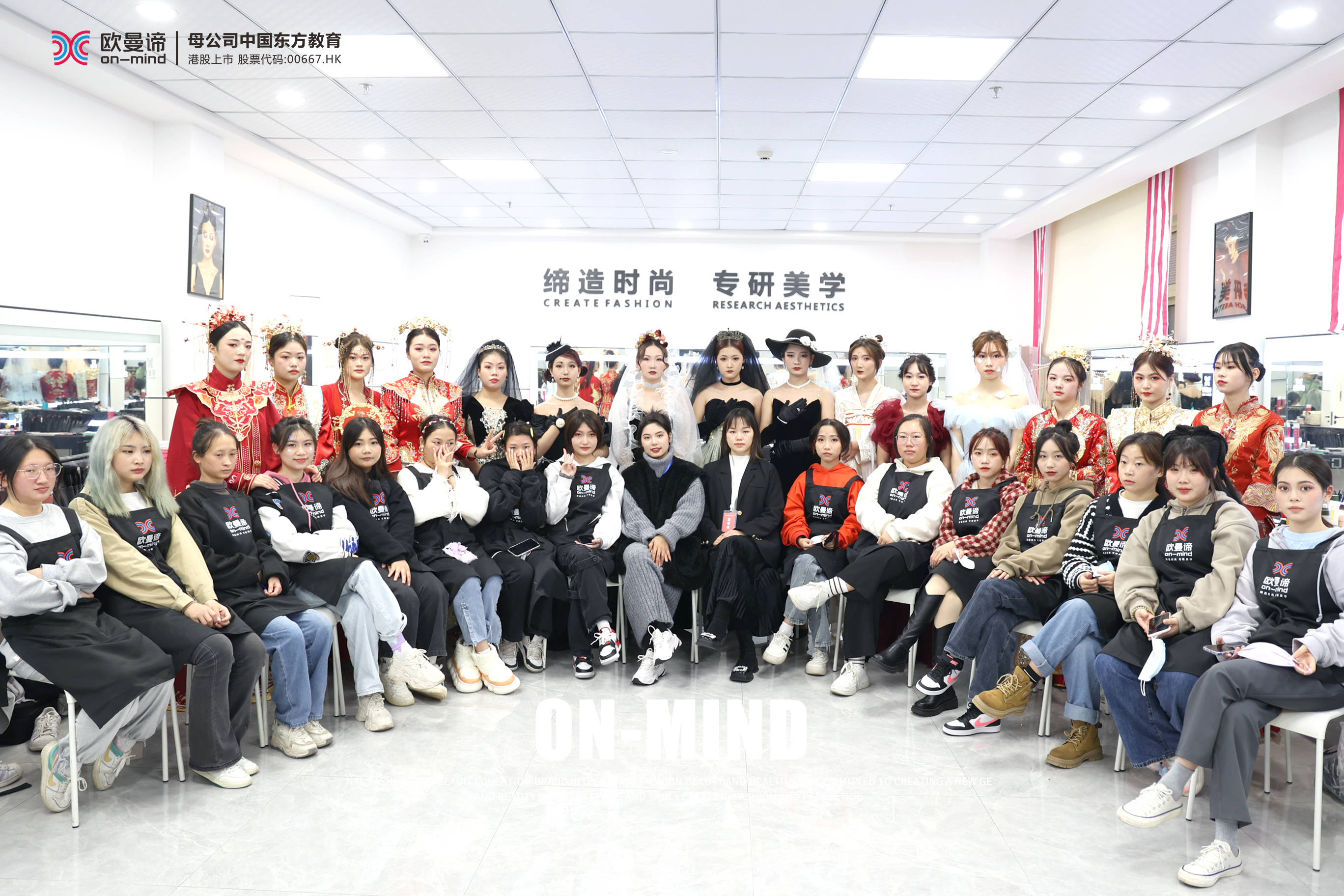 妆学校0基础学化妆选哪家性价比高冰球突破盘点2026年靠谱的化(图3)